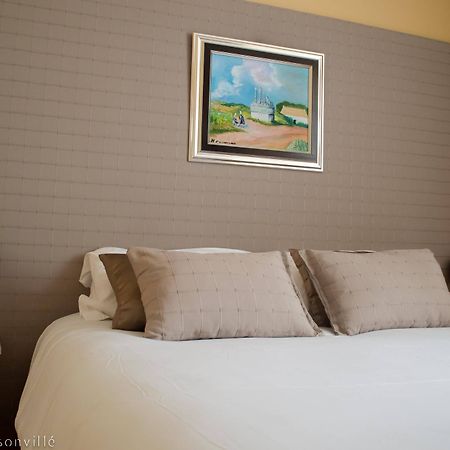 מלון פלוגוף Logis Kermoor & Spa מראה חיצוני תמונה