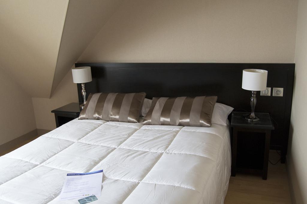 מלון פלוגוף Logis Kermoor & Spa מראה חיצוני תמונה