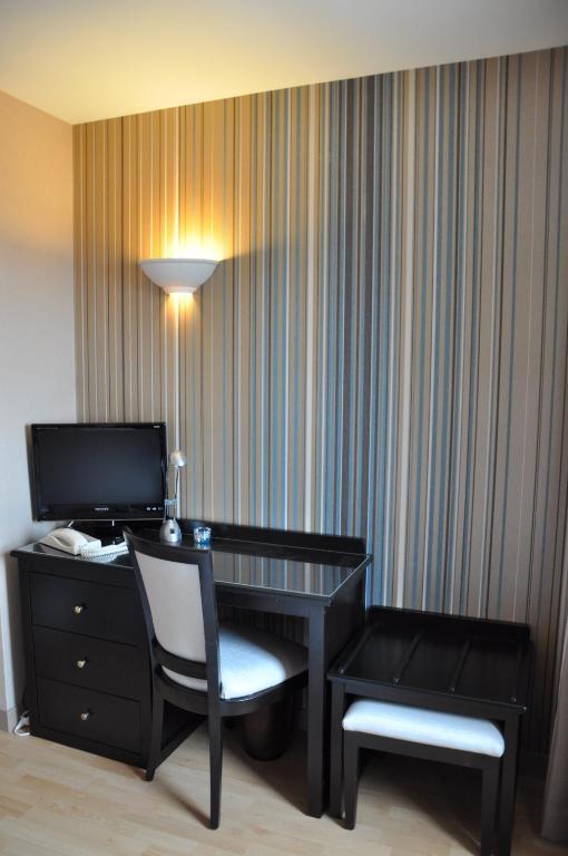מלון פלוגוף Logis Kermoor & Spa חדר תמונה